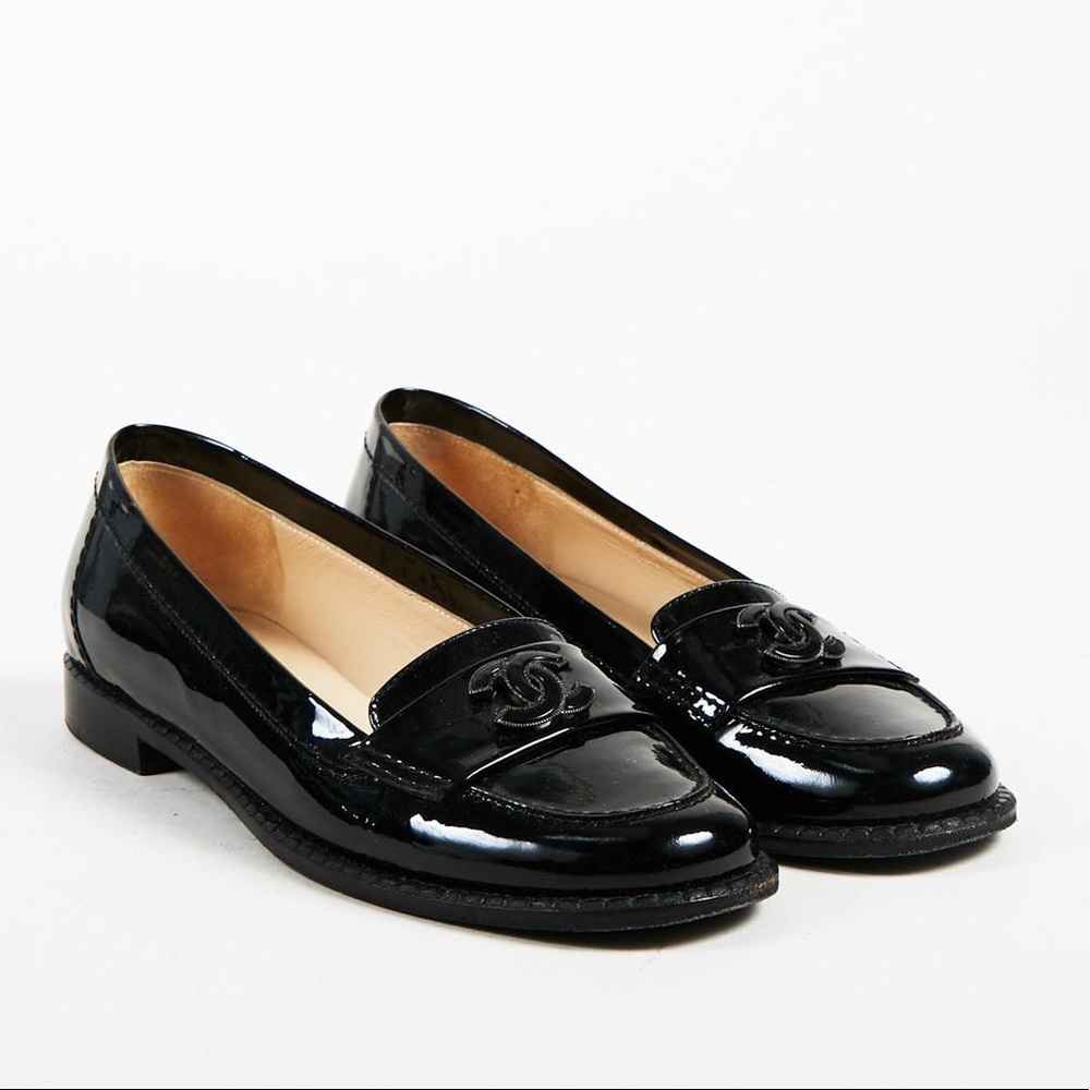 🚫SOLD🚫CHANEL Black Patent Leather Mocassin CoCo Loafer Flats sz 36 EU